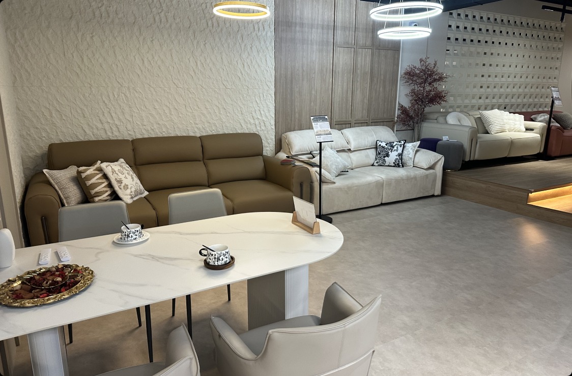 Essen Showroom Interior